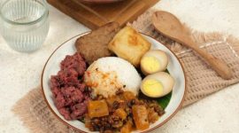 Ilustrasi nasi gudeg (Foto: Getty Images/Edy Gunawan)

Baca artikel detiknews, 