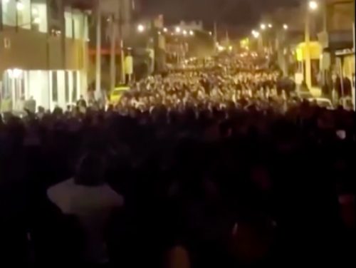 Gelombang Protes Memanas, Iran Matikan Internet Nasional. Foto: Reuters