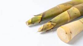 Rebung bambu segar yang kaya serat dan rendah kalori untuk menu sehat harian.