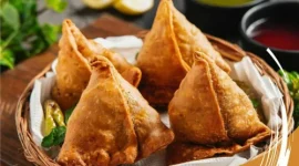 lustrasi gorengan samosa (pexels.com/Karthikeyan Anand)