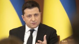 Presiden Volodymyr Zelenskyy menyampaikan pernyataan terkait kesiapannya bertemu Presiden Rusia Vladimir Putin untuk membahas rencana perdamaian 20 poin.