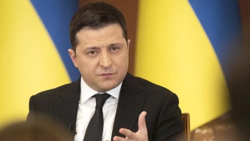Presiden Volodymyr Zelenskyy menyampaikan pernyataan terkait kesiapannya bertemu Presiden Rusia Vladimir Putin untuk membahas rencana perdamaian 20 poin.