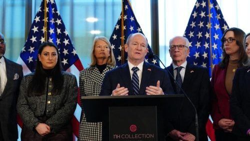 Senator AS dari Partai Demokrat dan Republik mengadakan pertemuan dengan Perdana Menteri Denmark Mette Frederiksen di Kopenhagen untuk menyatakan dukungan terhadap Denmark dan Greenland.