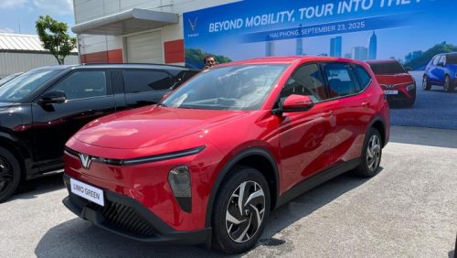 Deretan mobil listrik VinFast yang berkontribusi pada rekor penjualan tertinggi di Vietnam sepanjang 2025.