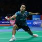 Anthony Sinisuka Ginting tampil dominan ketika menghadapi Kantaphon Wangcharoen pada babak kualifikasi Indonesia Masters 2026 di Istora Senayan, Jakarta.
