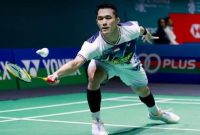 Jonatan Christie tampil fokus jelang laga pembuka India Open 2026.