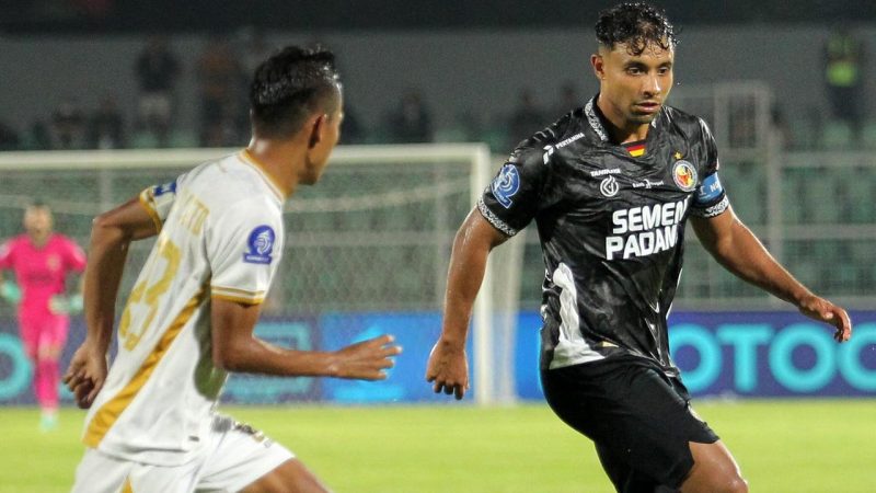 Pertandingan antara Bhayangkara FC versus Semen Padang pada BRI Super League 2025/2026 hari Selasa malam WIB. (X/Semen Padang)