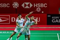 Amallia Cahaya Pratiwi/Siti Fadia Silva Ramadhanti mengembalikan shuttlecock saat menghadapi pasangan Denmark pada babak 32 besar German Open 2026 di Westenergie Sporthalle, Mulheim an der Ruhr, Selasa (24/2/2026).