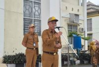 Sekda Alpian memimpin apel gabungan ASN.