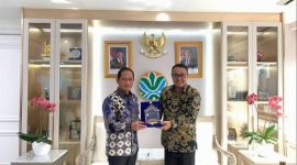 Wako Alfin bertemu Menteri LH Hanif Faisol Nurofiq bahas dukungan penanganan sampah Sungai Penuh.