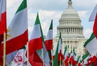 Bendera Iran berkibar di depan United States Capitol di tengah meningkatnya ketegangan antara Teheran dan Washington.
