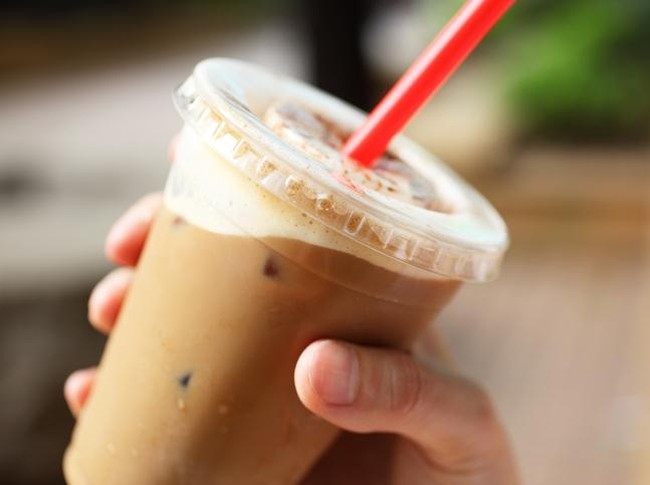 Menikmati kopi di untuk meningkatkan energi dan fokus. (Foto: iStock)