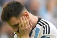 Lionel Messi saat memperkuat Timnas Argentina di Piala Dunia 2022. Foto: AFP/JUAN MABROMATA