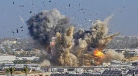 Foto: Ilustrasi ledakan akibat serangan Israel di Gaza (AFP/BASHAR TALEB)
