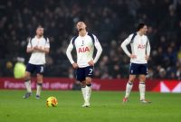 Pemain Tottenham Hotspur sedang berlatih menjelang laga Liga Inggris menghadapi ancaman degradasi.