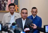 Wakil Ketua DPR RI Sufmi Dasco Ahmad menerima aspirasi pekerja terkait isu PHK. ( foto ist)