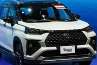 New Veloz Hybrid EV hadir sebagai MPV keluarga dengan teknologi hybrid yang efisien dan desain modern.
