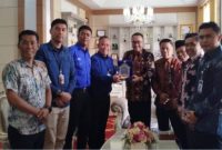 Wali Kota Alfin menerima kunjungan Kepala Stasiun TVRI Jambi Harley Marjoni di ruang kerja Sungai Penuh.