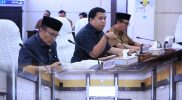 Rapat Badan Musyawarah DPRD Kota Sungai Penuh membahas penjadwalan kegiatan tahun 2026 di Aula DPRD Kota Sungai Penuh.