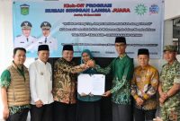 Suasana penandatanganan kesepakatan bersama antara Pemerintah Kota Sungai Penuh dan Muhammadiyah terkait pengelolaan Rumah Singgah Lansia Juara ( foto Humas Pemkot)