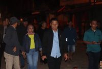 Sekda Alpian meninjau penataan Pasar Tanjung Bajure.