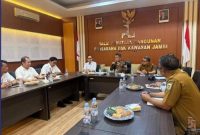 Walikota Sungai Penuh, Alfin, saat bertemu Kepala BPBPK Jambi membahas percepatan pembangunan infrastruktur dan pengelolaan lingkungan, Senin (30/03/2026)