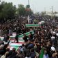 Pemakaman korban serangan AS-Israel di Iran (dok. via REUTERS/Amirhossein Khorgooei)