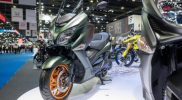 Suzuki Burgman 400 2026 warna Pearl Mat Shadow Green tampil elegan