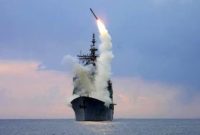 Kapal tanker milik Amerika Serikat dilaporkan terbakar usai serangan rudal yang diklaim dilancarkan IRGC di Teluk Persia.