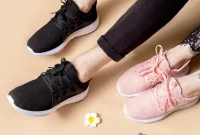 ilustrasi sepatu/Photo by Bella Zhong from Pexels