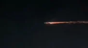 Benda bercahaya melintasi langit Lampung, sampah antariksa dari roket China.
