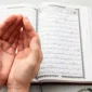 Ilustrasi doa, baca surat yasin, tahlil (Freepik)