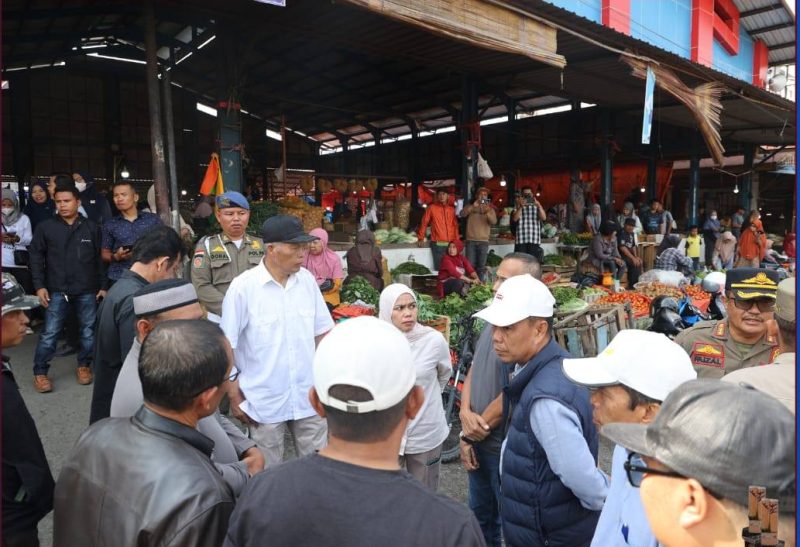 Pasar Tanjung Bajure tertib dan bersih setelah penertiban.