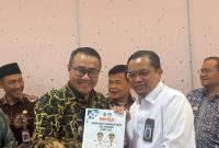 Wali Kota Alfin saat memperjuangkan dukungan pendidikan ke pemerintah pusat.