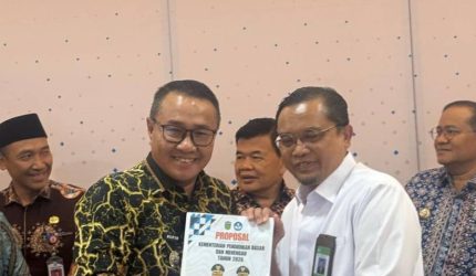 Wali Kota Alfin bertemu Kementerian Pendidikan di Jakarta untuk memperjuangkan dukungan pusat bagi infrastruktur dan mutu pendidikan Sungai Penuh.