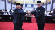 Wali Kota Sungai Penuh menghadiri rapat paripurna DPRD LKPJ 2025