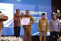 Wali Kota Alfin mengikuti peresmian Pos Bantuan Hukum desa dan kelurahan se-Provinsi Jambi di Auditorium Rumah Dinas Gubernur Jambi, Selasa (28/4).