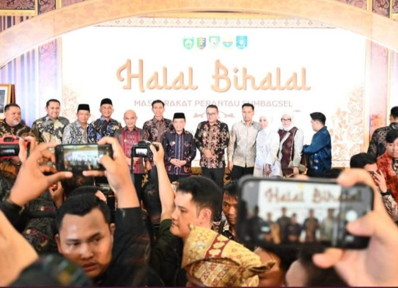 Wali Kota Sungai Penuh, Alfin, S.H., menghadiri Halal Bihalal Perantau Sumbagsel di Palembang, Sabtu (25/4).