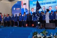 Alfin resmi dilantik sebagai Ketua DPD PAN Kota Sungai Penuh oleh Zulkifli Hasan dalam pelantikan serentak di Jambi, disaksikan Al Haris dan jajaran PAN.