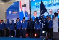 Alfin resmi dilantik sebagai Ketua DPD PAN Kota Sungai Penuh oleh Zulkifli Hasan dalam pelantikan serentak di Jambi, disaksikan Al Haris dan jajaran PAN.
