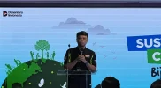 Wenny Ipmawan dari Pertamina memaparkan materi Bioetanol pada acara Sustainability Champions di Jakarta, 16 April 2026.