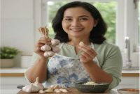 Bawang putih (Allium sativum) mengandung allicin yang bermanfaat bagi kesehatan tubuh.