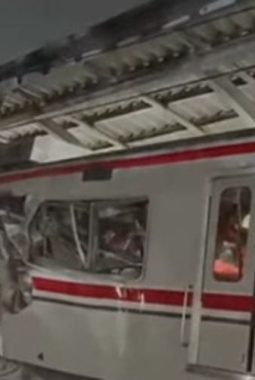 Insiden KA Bekasi Timur Ganggu Layanan KAI