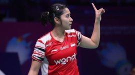 Ester Nurumi Tri Wardoyo tampil gemilang dan memastikan kemenangan Indonesia atas Taiwan pada laga penentuan Uber Cup 2026 di Denmark