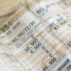 Ilustrasi STNK yang digunakan sebagai dokumen resmi kendaraan dan pengurusan pajak di Samsat