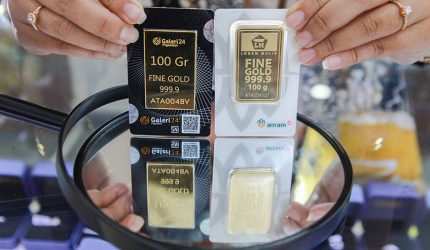 Tabel harga emas Pegadaian per 30 April 2026 untuk Galeri 24, Antam, dan UBS