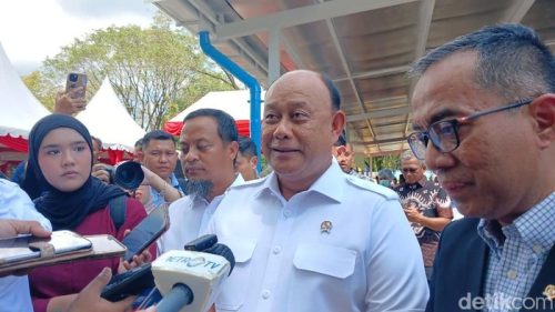 Foto: Kepala BGN Dadan Hindayana saat menghadiri U25 Leader Forum di Universitas Hasanuddin, Makassar, Selasa (28/4/2026). (Nurul Hidayah/detikSulsel)