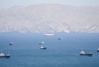 Sejumlah kapal tanker Iran berlayar di kawasan Selat Hormuz di tengah klaim keberhasilan menembus blokade laut Amerika Serikat.