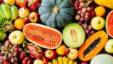 Foto: Macam jenis buah-buahan. (Dok. Freepik/siraphol siricharattakul)