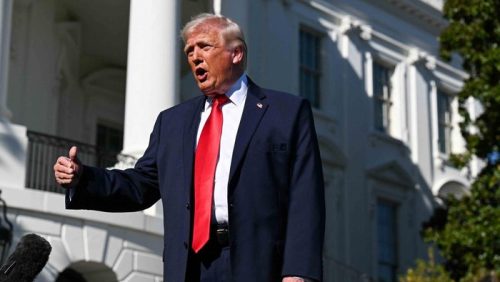 Donald Trump menyampaikan pernyataan terkait perpanjangan gencatan senjata Israel dan Lebanon serta rencana pertemuan pemimpin kedua negara.